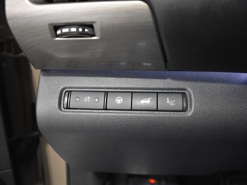 Certified 2023 Nissan Pathfinder Platinum AWD/4WD image 19
