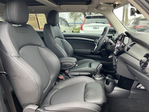 Certified 2023 MINI Cooper S image 33