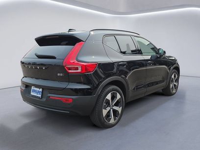 New 2026 Volvo XC40 B5 Plus w/ Protection Package Premier