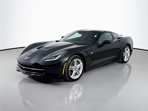 Used 2016 Chevrolet Corvette Stingray Coupe RWD image 5