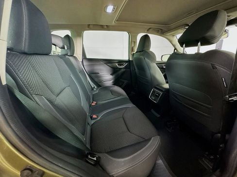 Used 2023 Subaru Forester Premium AWD/4WD image 34