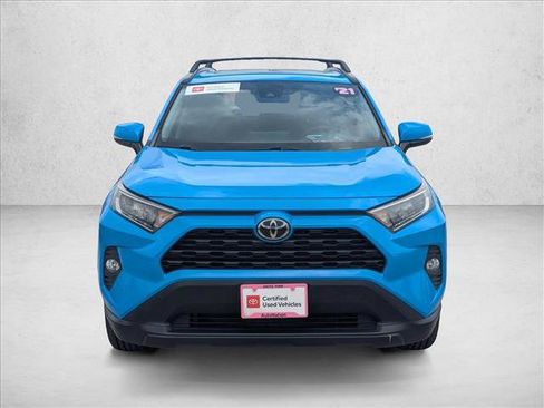 Certified 2021 Toyota RAV4 XLE w/ Convenience Package FWD image 2