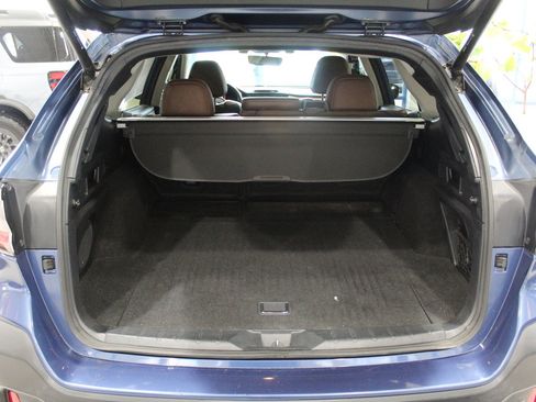 Used 2020 Subaru Outback Touring XT image 19