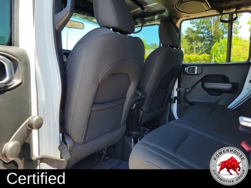 Used 2018 Jeep Wrangler Unlimited Sport AWD/4WD image 14