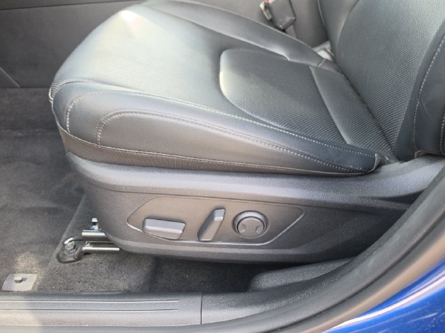 Certified 2025 Kia Sportage EX FWD image 15