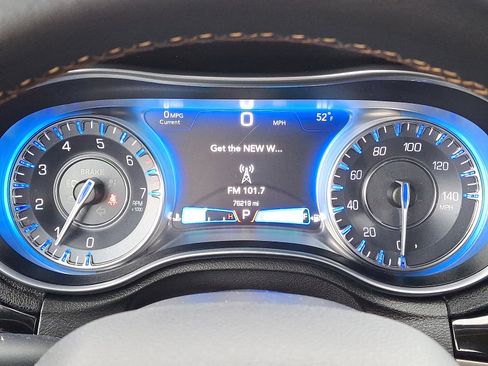 Used 2019 Chrysler 300 S w/ 300S Alloy Package image 18