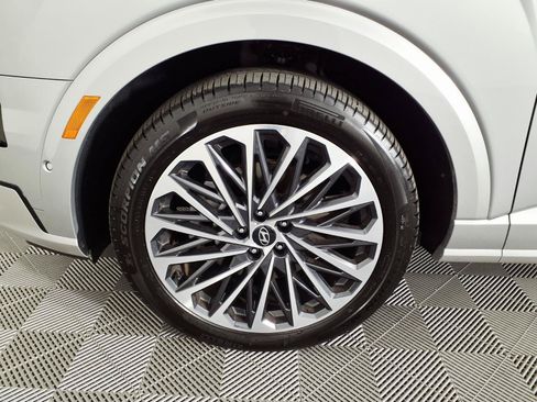 Certified 2026 Hyundai Palisade Calligraphy AWD/4WD image 7