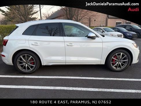 Used 2024 Audi SQ5 Premium Plus w/ Premium Plus Package image 4