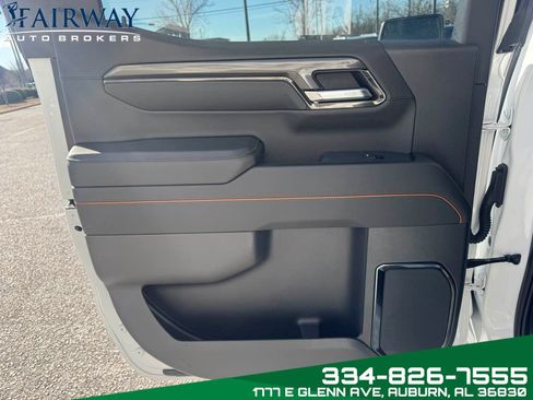 Used 2024 GMC Sierra 1500 AT4 w/ Technology Package image 28