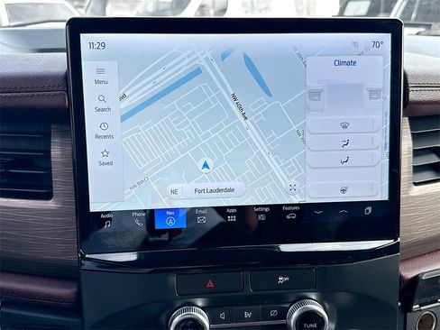 Used 2022 Ford Expedition Max Limited image 14