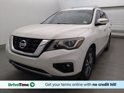 Used 2017 Nissan Pathfinder SL