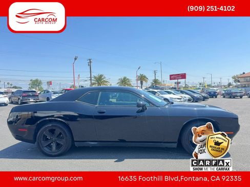 Used 2016 Dodge Challenger SXT w/ Sound Group RWD image 11