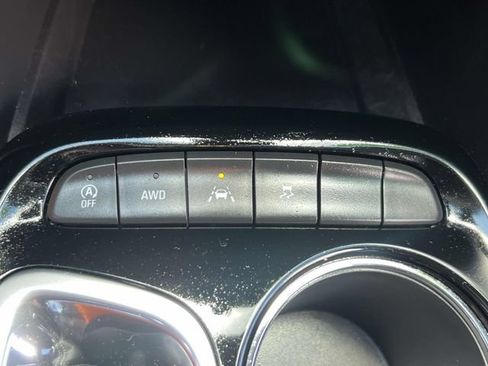Used 2023 Buick Encore GX Select w/ Sport Touring Package AWD/4WD image 32