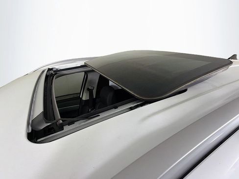 Used 2024 Hyundai Palisade SEL w/ Premium Package image 16