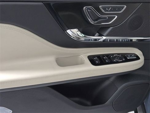 New 2026 Lincoln Corsair Grand Touring image 22