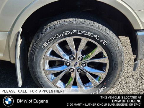 Used 2017 Ford F150 Lariat w/ Equipment Group 501A Mid AWD/4WD image 9