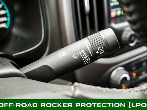 Used 2022 GMC Canyon AT4 image 23