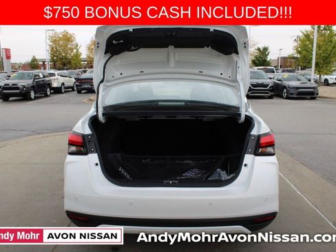 New 2025 Nissan Versa SV w/ Trunk Package image 5