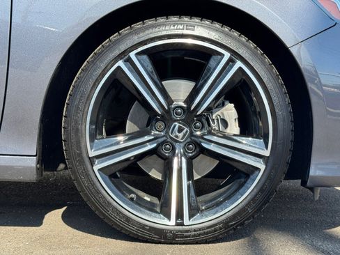 Used 2019 Honda Accord Sport image 18