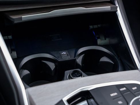 New 2026 BMW i4 xDrive40i image 29