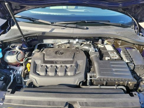 Certified 2022 Volkswagen Tiguan SE image 16