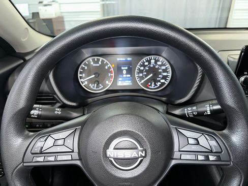Used 2024 Nissan Sentra S FWD image 8