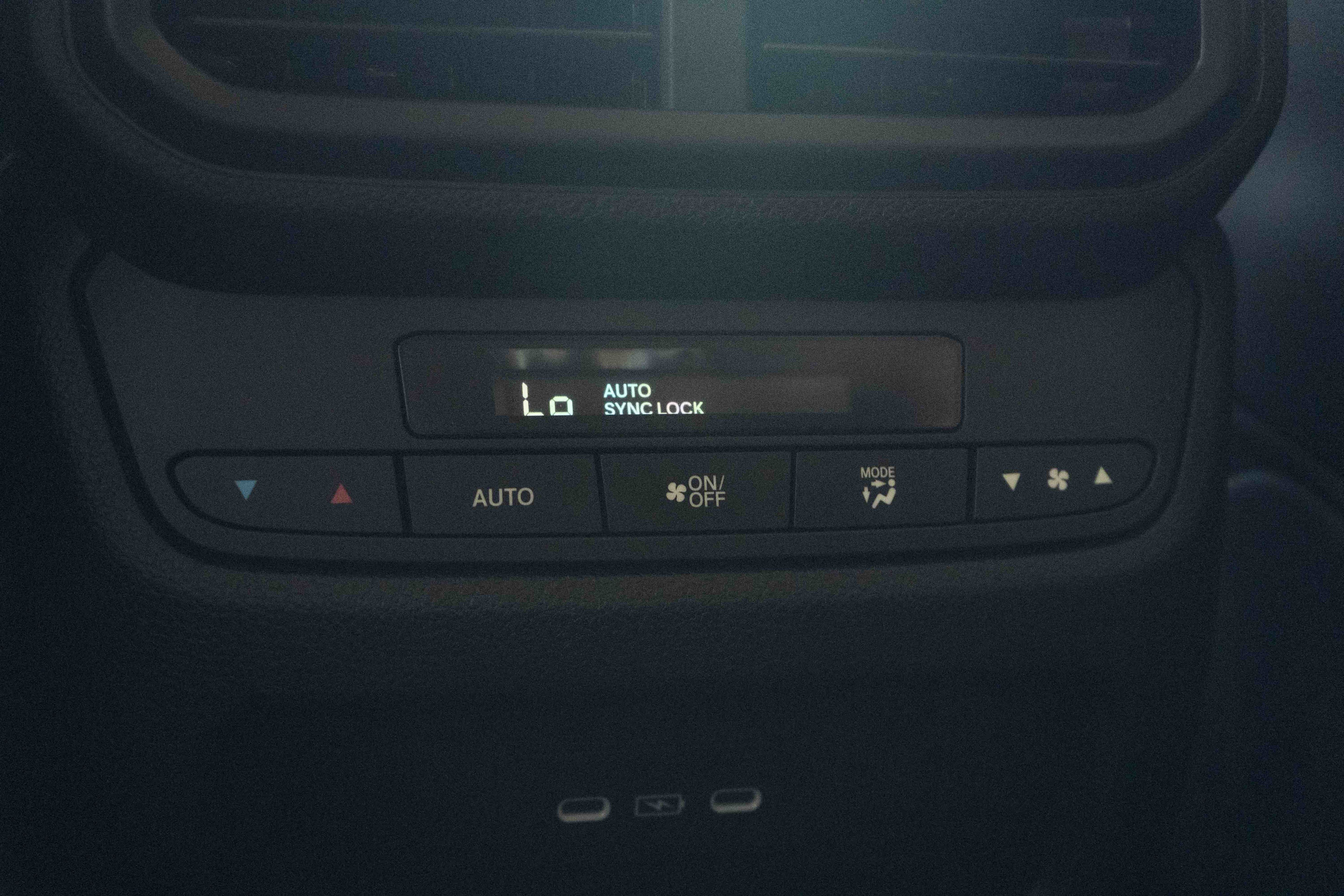 Used 2025 Honda Pilot EX-L image 41