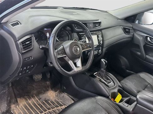 Used 2019 Nissan Rogue SL w/ Premium Package AWD/4WD image 7