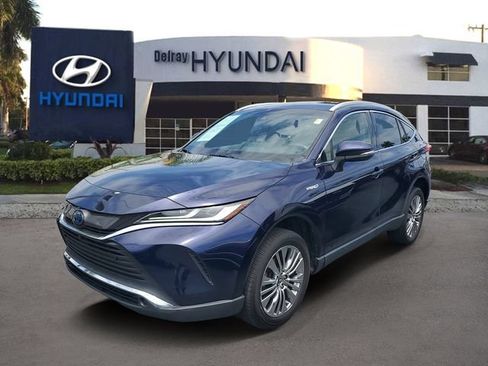 Used 2021 Toyota Venza Limited AWD/4WD image 3