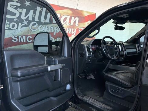 Used 2020 Ford F350 Platinum image 13