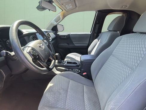 Used 2021 Toyota Tacoma SR RWD image 11