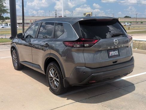 Used 2021 Nissan Rogue S FWD image 8