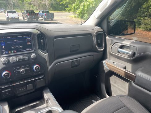 Used 2020 Chevrolet Silverado 1500 RST AWD/4WD image 33