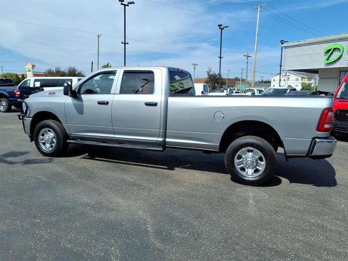 Used 2023 RAM 2500 Tradesman w/ Safety Group AWD/4WD image 8