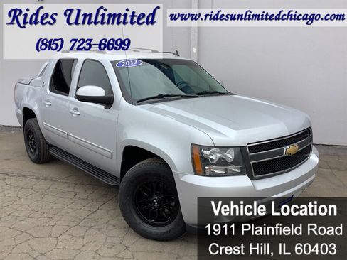 Used 2013 Chevrolet Avalanche LS image 8