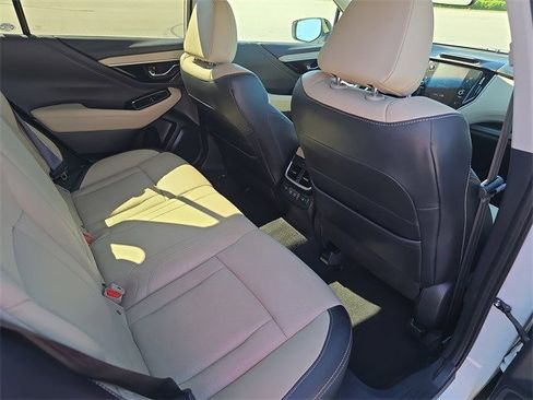 Used 2021 Subaru Outback Limited w/ Popular Package #2 image 11