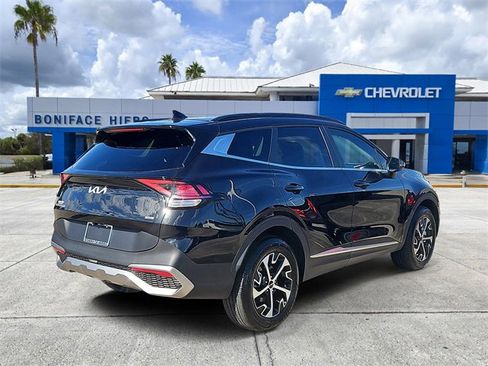 Used 2024 Kia Sportage EX w/ EX Premium Package image 4