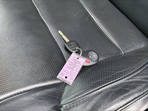 Used 2017 Toyota Tundra Platinum image 10