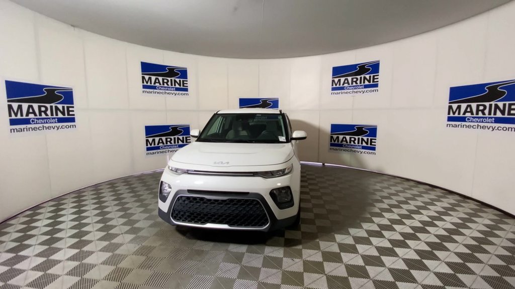 Used 2022 Kia Soul LX w/ Technology Package FWD image 5