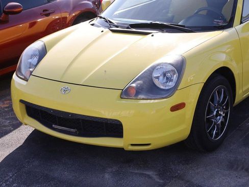 Used 2000 Toyota MR2 image 5