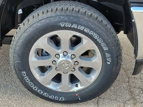 New 2026 RAM 2500 Big Horn AWD/4WD image 7