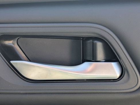 New 2026 Nissan Rogue SV FWD image 33