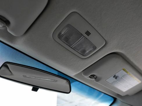 Used 2013 Toyota Corolla L image 21