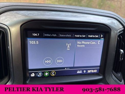 Used 2022 Chevrolet Silverado 2500 LT w/ Convenience Package image 22