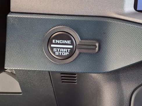 Used 2024 Ford Bronco Outer Banks AWD/4WD image 16
