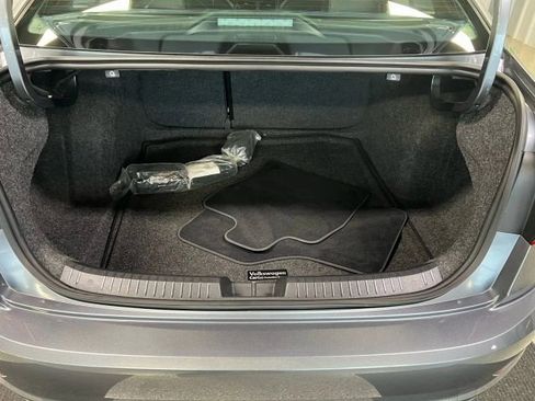 Used 2019 Volkswagen Jetta R-Line image 14