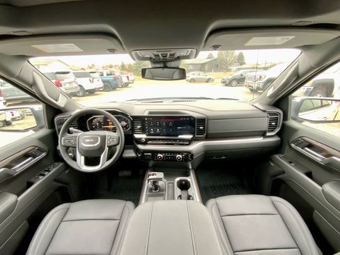 New 2026 GMC Sierra 1500 SLT w/ SLT Convenience Package image 34