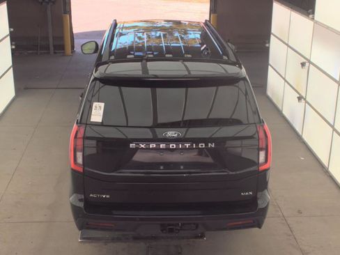 Used 2025 Ford Expedition Max Active image 16