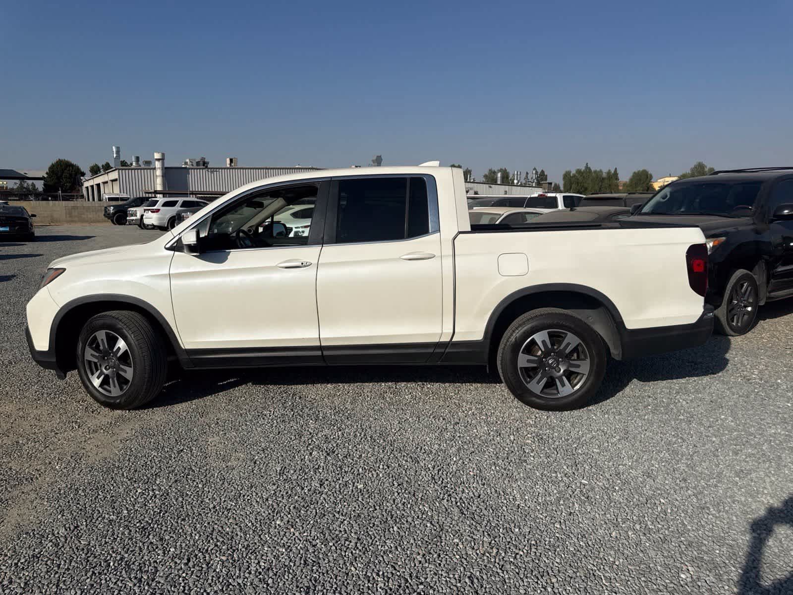Used 2017 Honda Ridgeline RTL image 7