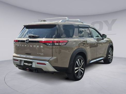 Used 2024 Nissan Pathfinder Platinum AWD/4WD image 5
